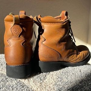 Ariat Boots Size 8.5B